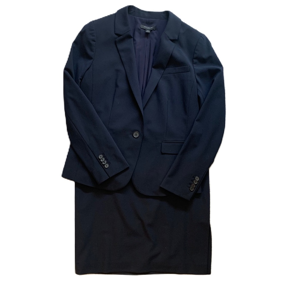 Ann Taylor Two Piece Skirt Suit Set - Skirt & Blazer:
Navy. Size 10 Petite.